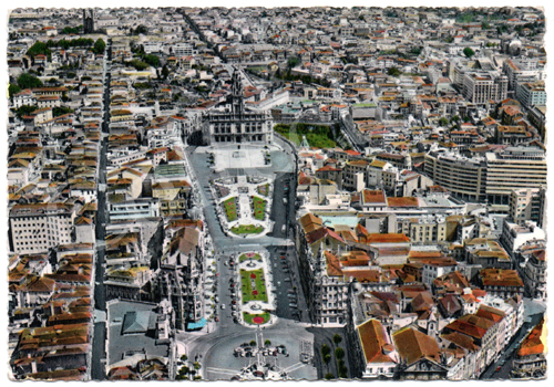 Postal antigo Porto – Vista parcial e Avenida dos Aliados, vista aérea