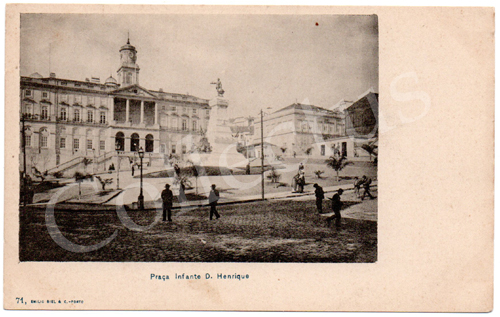 Postal antigo do Porto Praça Infante D.Henrique. Edição Emílio Biel