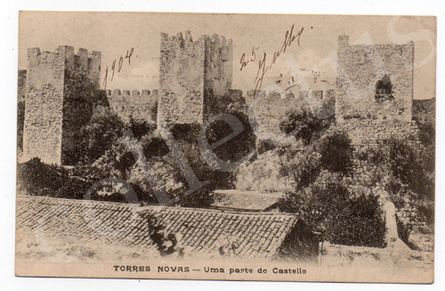 Postal antigo de Torres Novas - Uma parte do castelo
