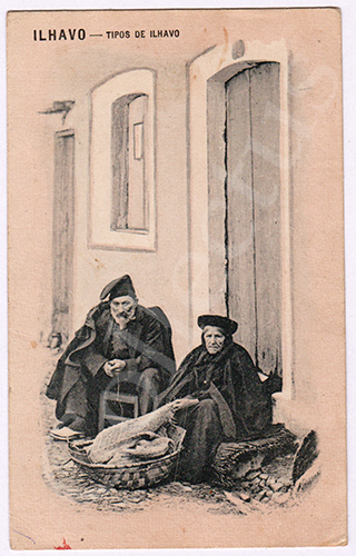 Postal antigo de costumes de Ílhavo